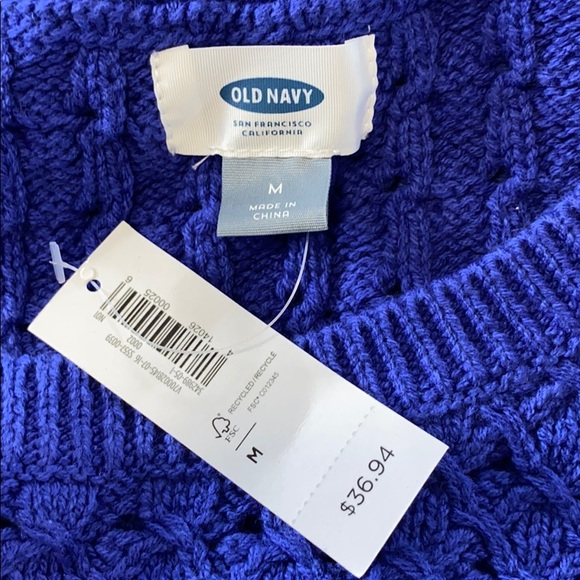 BNWT OLD NAVY SWEATER 🎉🎉 - Picture 2 of 2